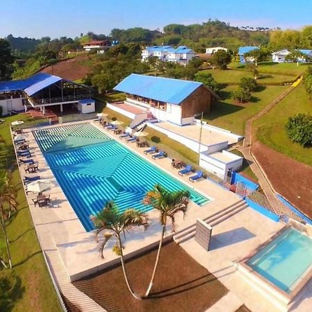 Hotel Villa Monaco Комбия Экстерьер фото