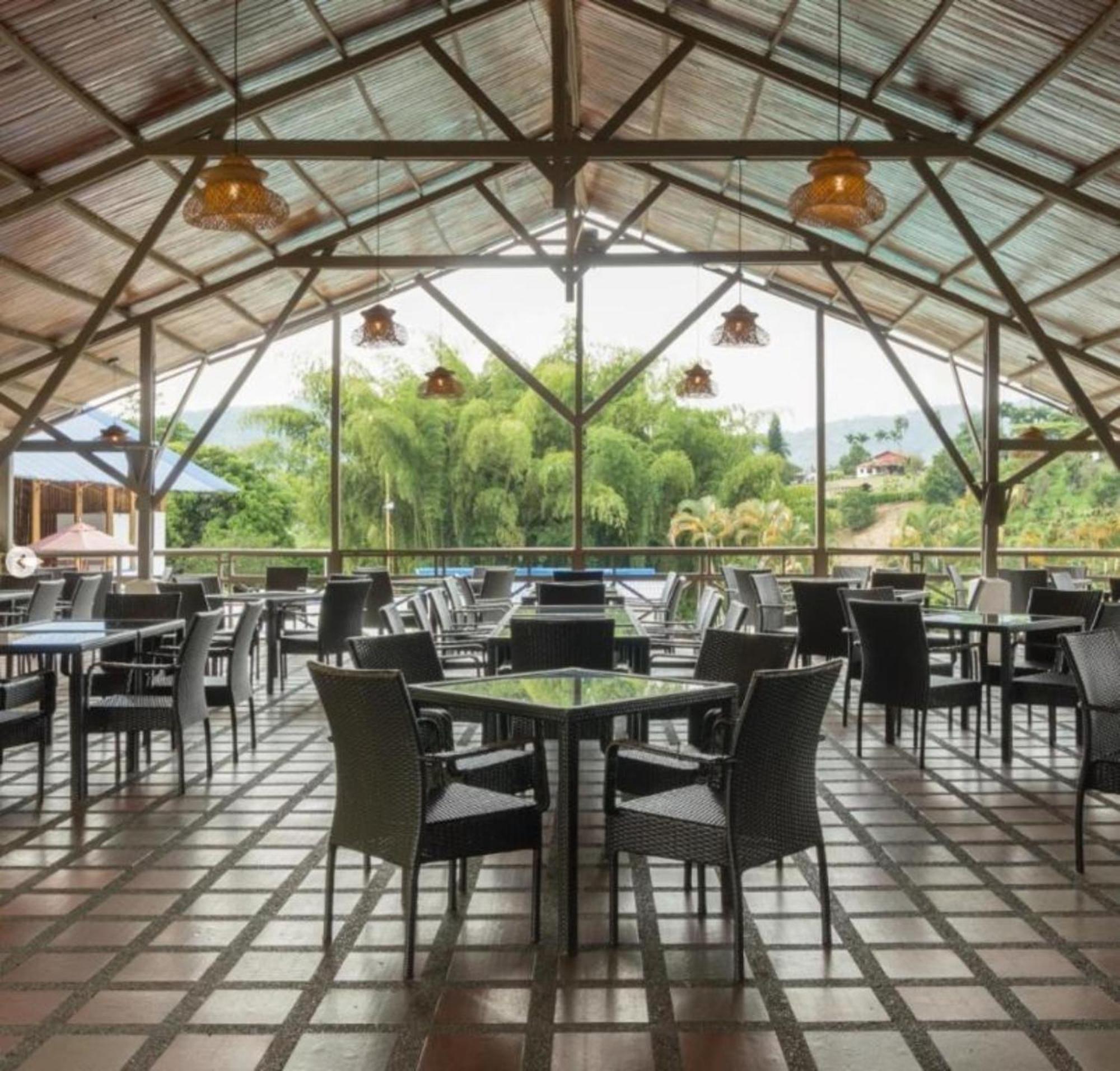 Hotel Villa Monaco Комбия Экстерьер фото