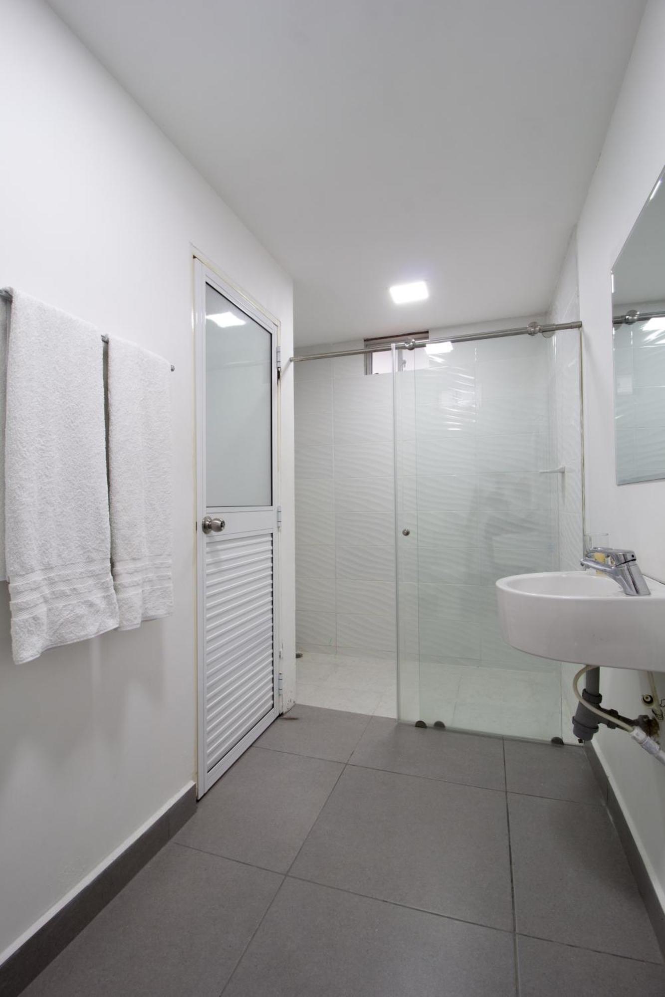 Hotel Villa Monaco Комбия Экстерьер фото