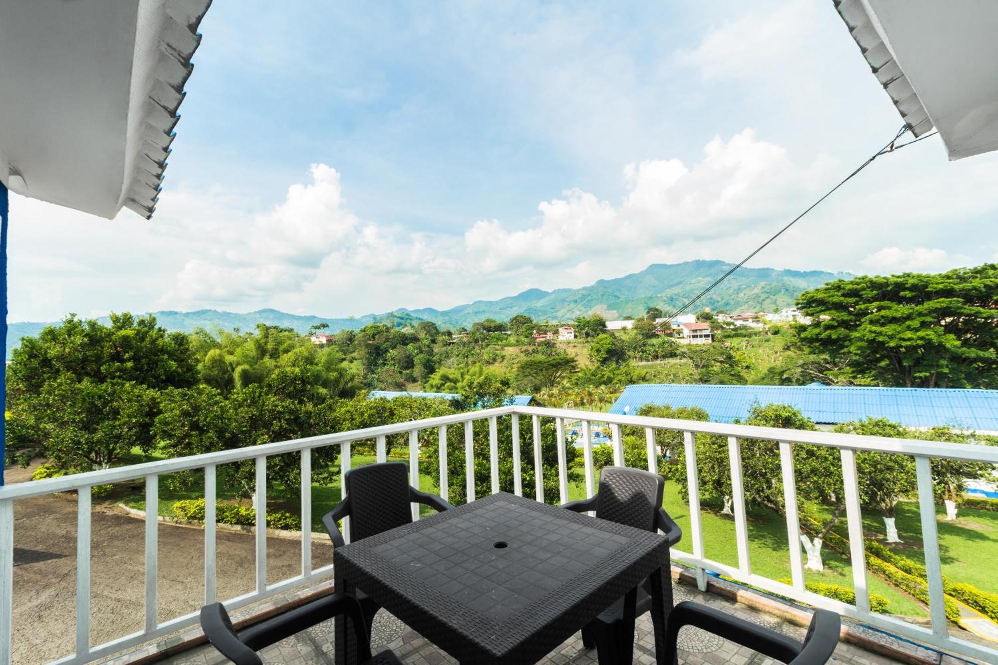 Hotel Villa Monaco Комбия Экстерьер фото